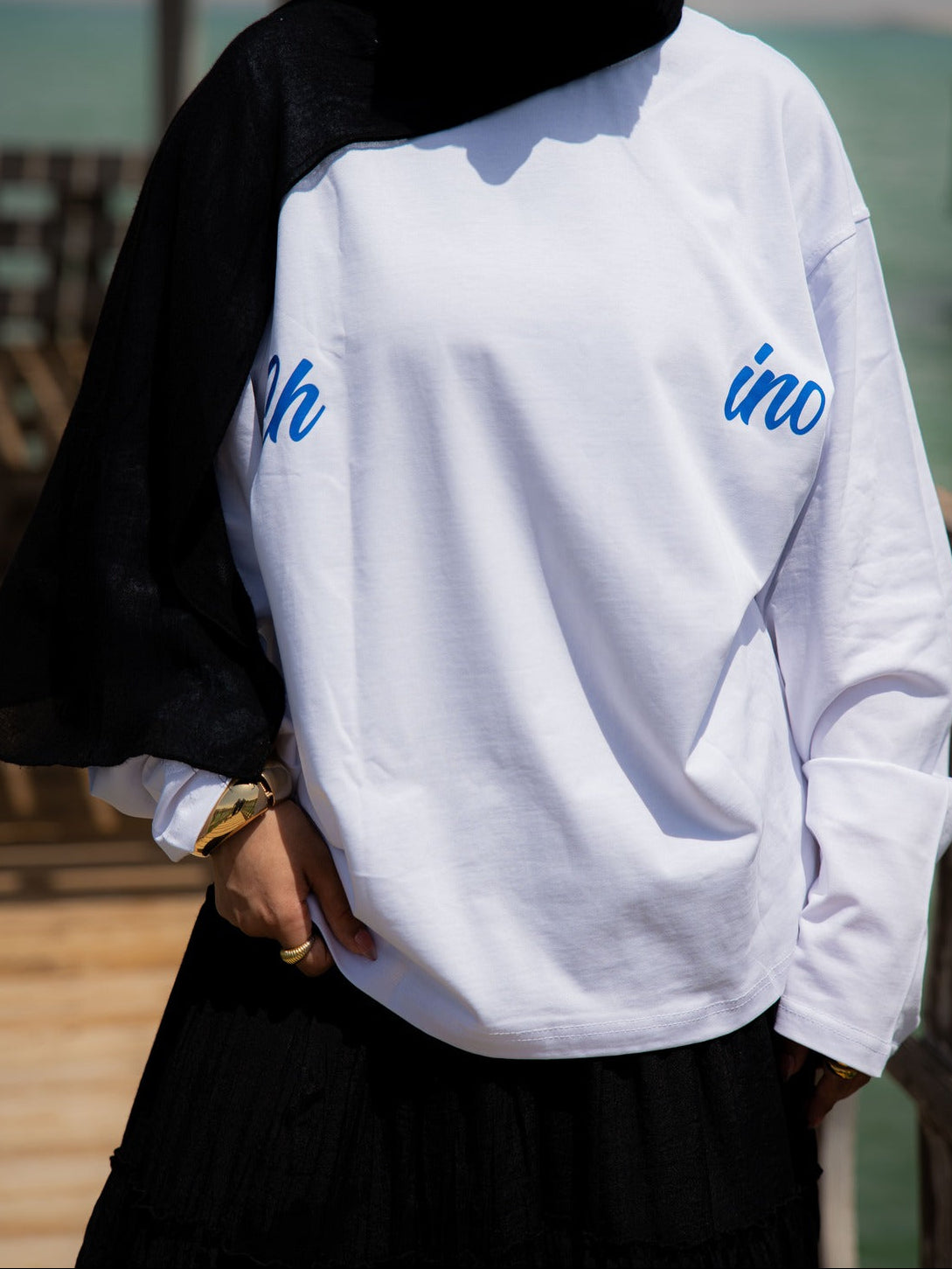 WHITE LONG SLEEVE TSHIRT