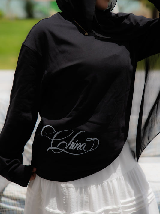 BLACK LONG SLEEVE T-SHIRT
